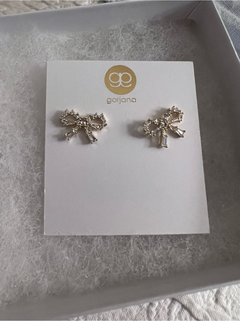 NWT Gorjana Gold Bow Crystal Stud Earrings